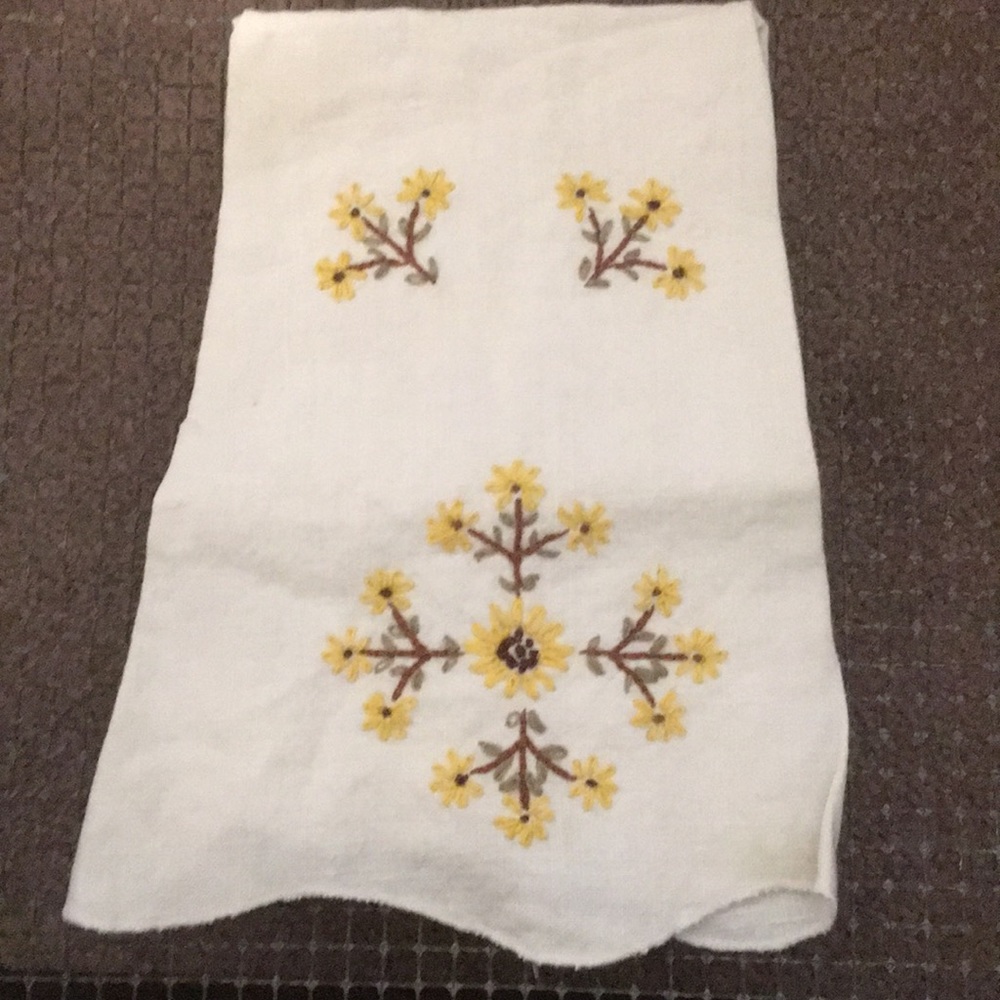 Vintage embroidered hand towel